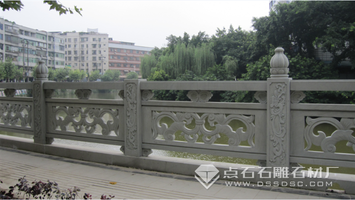 漢白玉石雕欄桿
