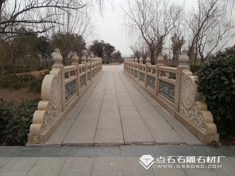 石雕欄桿